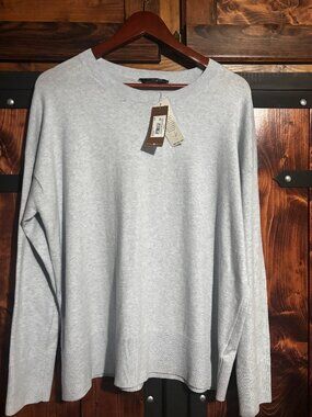 Denver Hayes NWT Light Grey Crewneck Knit Sweater Cozy Minimalist  Other good op
